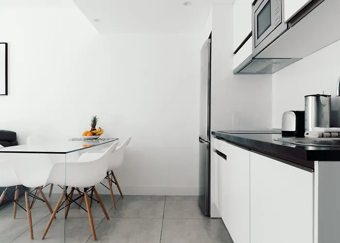 Guirre Holidayfv 公寓