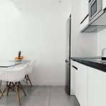 Guirre Holidayfv Apartment